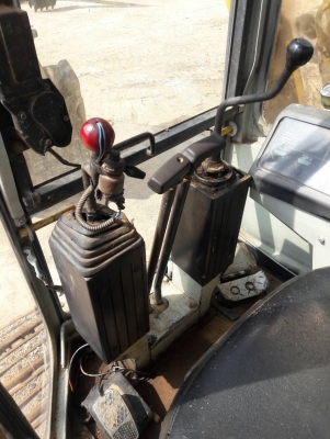 ขายรถขุดSumitomo SH145 เทียบเท่ารถ 120 เครืองยนต์มิตซูบิชิ 4 สูบ เทอร์โบ 4D32 คอนโทรลน้ำมัน ปั้มนิ้ว แทรคเหล็ก มีแอร์ (รถใช้งานบริษัท)