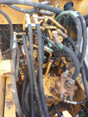 Komatsu Pc120-5 เครื่องเดิม ปั๊มเดิม ตัวเดินใหญ่ ใบ 70 cm. ไฟฟ้าตัด แอร์เย็น เอวแน่น ช่วงล่างดี เอกสารซื้อขาย