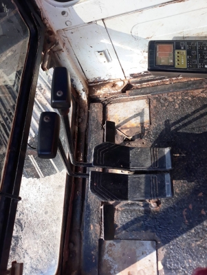 Komatsu Pc120-5 เครื่องเดิม ปั๊มเดิม ตัวเดินใหญ่ ใบ 70 cm. ไฟฟ้าตัด แอร์เย็น เอวแน่น ช่วงล่างดี เอกสารซื้อขาย