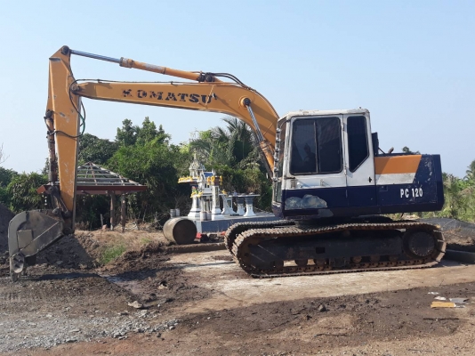 Komatsu Pc120-5 เครื่องเดิม ปั๊มเดิม ตัวเดินใหญ่ ใบ 70 cm. ไฟฟ้าตัด แอร์เย็น เอวแน่น ช่วงล่างดี เอกสารซื้อขาย