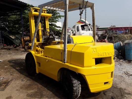 โฟลคลีฟMitsubishiเครื่องดีเซล เสาสูง4เมตร ยกใด้5ตัน พร้อมใช้งาน