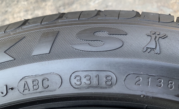 ล้อแม็กป้ายแดง Suzuki Swift ขอบ16 รุ่นใหม่ล่าสุด พร้อมยางใหม่ 185-55-16 Maxxis ปี 18 สวยกริ๊บ ตุ่มเด้งทุกเส้น