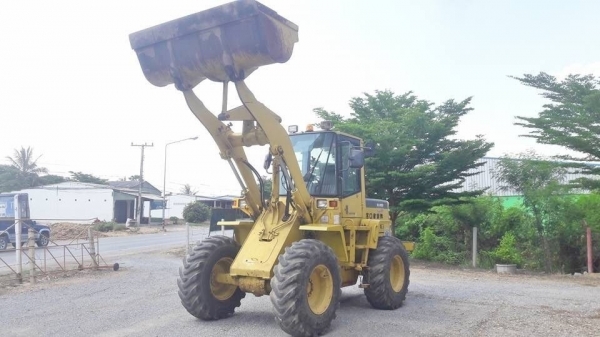 รถตักโคมัตสุ コマツ Komatsu WA100-3 นำเข้าจากญี่ปุ่น รถตักโคมัตสุ コマツ Komatsu WA100-3 นำเข้าจากญี่ปุ่น