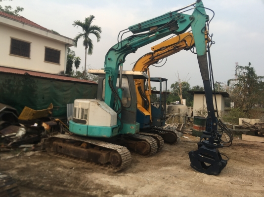 ขายรถคีบไม้ยูคา