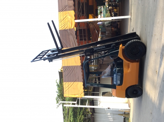 อาร์ ซี เอช โฟรคลิฟท์   ขาย โตโยต้า รุ่น 5 ดีเซล 2.5 ตัน เสา 3 เมตร