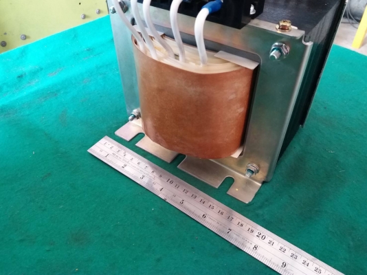 หม้อแปลงไฟ ยี่ห้อ DK แปลงไฟ 240,220,200,190v เป็น 100v