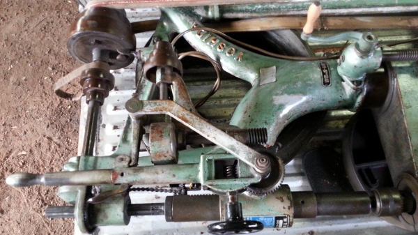 ขายสว่านกิ่งไม้ โบราณ สภาพสวยเฟืองเดิมแท่นเดิม 52,000 ขายสว่านกิ่งไม้ โบราณ สภาพสวยเฟืองเดิมแท่นเดิม 52,000