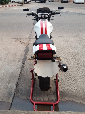 ขาย HONDA CB400 เวอร์ชั่นR LIMITEDไฟเหลี่ยม เดิมๆ มีท่อแต่ง กันล้ม ทะเบียนเล่มเขียวพร้อมโอน ราคา 650