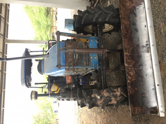 ขายNew Holland TS90 สภาพดี พร้อมใช้งาน ยางใหม่4เส้น เอกสารพร้อมโอน เจ้าของขายเอง