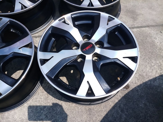 ล้อ Vigo TRD 16" แท้ เดิมๆ โรงงาน ไม่คด ไม่ดุ้ง ใส่ ReVo Innova ได้