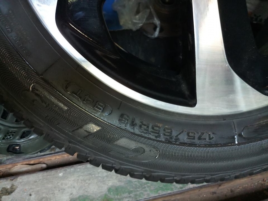 ล้อ Honda 15"ใส่ city jazz Brio Amez vios yaris ได้ พร้อมยางป้ายแดง 175 65 15 ปี18