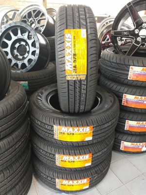 แม็กซิสยางไทย 215-70-15 ปี 19 สี่เส้น 7500 บาท