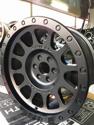 แม็กใหม่ลายระฆัง ขอบ 16 กว้าง 8.5 ตรงรุ่นนิสสัน นาวาร่า