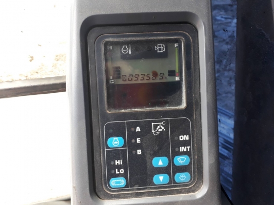 ขายดาวน์450,000 KOMATSU PC200-7 สัญญา48งวดผ่อนแล้ว15งวดผ่อนต่ออีก33งวดๆละ