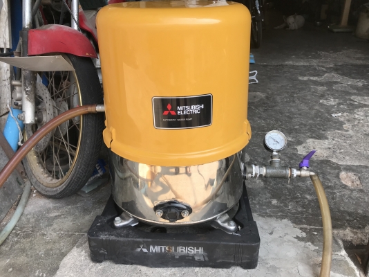 ขายปั๊มน้ำอัตโนมัติ Mitsubishi 200W ถังสแตนเลสอย่างดี สภาพสวย หมุนนิ่ม ตรวจเช็คแรงดันเรียบร้อยแล้ว ไม่มีรั่วซึม พร้อมใช้งาน ราคา 3,200 บาทพร้อมส่ง