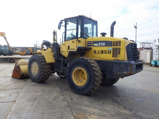 ขายรถตักล้อยาง KOMATSU WA270-6 นำเข้าเองจากญี่ปุ่น สภาพสวยพร้อมใช้ ถึงเร็วๆนี้ครับ