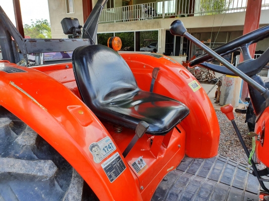 ขายรถตักมือสอง KUBOTA L4708 พร้อมบุ้งกี๋ LA588 รถสวยเดิมๆ 1,200 ชั่วโมง  ราคา 430,000 ต่อรองได้  สามย่านแทรคเตอร์ โทร/ไลน์ 0897489639 ,0899347475