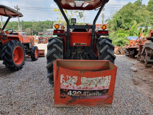 ขายรถตักมือสอง KUBOTA L4708 พร้อมบุ้งกี๋ LA588 รถสวยเดิมๆ 1,200 ชั่วโมง  ราคา 430,000 ต่อรองได้  สามย่านแทรคเตอร์ โทร/ไลน์ 0897489639 ,0899347475
