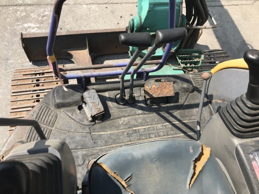 รถขุด 4 ตัน PC40MR-1F มีลายต่อหัวเจาะ มือสองญี่ปุ่น