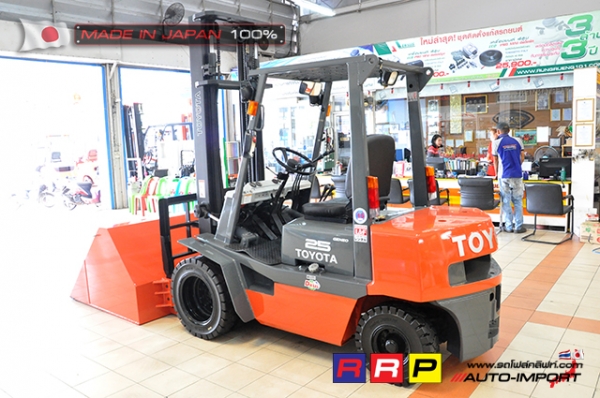 ขายรถโฟล์คลิฟท์มือสอง TOYOTA รุ่น 4FD25-22453 นำเข้าจากประเทศญี่ปุ่น 100\% ไม่เคยใช้งานในไทย ขายรถโฟล์คลิฟท์มือสอง TOYOTA รุ่น 4FD25-22453 นำเข้าจากประเทศญี่ปุ่น 100\% ไม่เคยใช้งานในไทย