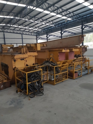 ขายคะ เครน9ชุด มี5ตันเครนคู่กว้าง23เมตร5 ชุดคันทรีเครนสูง6เมตรกว้าง 18 เมตร2ชุด 20ตันกว้าง24เมตร1ชุด 25ตันกว้าง 24 เมตร1ชุด 5ตันไม่มีล้อข้าง ขาย9ชุด3,400,000คะ