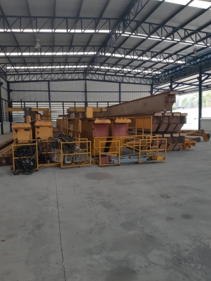 ขายคะ เครน9ชุด มี5ตันเครนคู่กว้าง23เมตร5 ชุดคันทรีเครนสูง6เมตรกว้าง 18 เมตร2ชุด 20ตันกว้าง24เมตร1ชุด 25ตันกว้าง 24 เมตร1ชุด 5ตันไม่มีล้อข้าง ขาย9ชุด3,400,000คะ