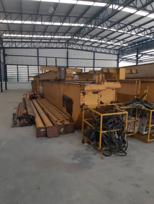 ขายคะ เครน9ชุด มี5ตันเครนคู่กว้าง23เมตร5 ชุดคันทรีเครนสูง6เมตรกว้าง 18 เมตร2ชุด 20ตันกว้าง24เมตร1ชุด 25ตันกว้าง 24 เมตร1ชุด 5ตันไม่มีล้อข้าง ขาย9ชุด3,400,000คะ