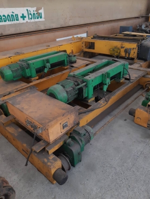 ขายคะ เครน9ชุด มี5ตันเครนคู่กว้าง23เมตร5 ชุดคันทรีเครนสูง6เมตรกว้าง 18 เมตร2ชุด 20ตันกว้าง24เมตร1ชุด 25ตันกว้าง 24 เมตร1ชุด 5ตันไม่มีล้อข้าง ขาย9ชุด3,400,000คะ