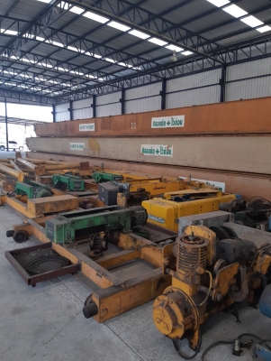 ขายคะ เครน9ชุด มี5ตันเครนคู่กว้าง23เมตร5 ชุดคันทรีเครนสูง6เมตรกว้าง 18 เมตร2ชุด 20ตันกว้าง24เมตร1ชุด 25ตันกว้าง 24 เมตร1ชุด 5ตันไม่มีล้อข้าง ขาย9ชุด3,400,000คะ