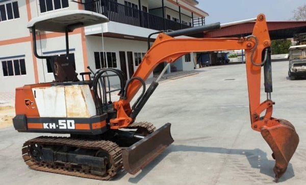 KH50 KUBOTA (รถนอก นำเข้า ขายถูก)@175,000(เทียบเท่าPC30) รถนอกสถาพดีพร้อมใช้เพิ่งนำเข้ามายังไม่เคยใช้งานในเมืองไทยเลย  เครื่องคูโบ้ต้า3สูบ   เครื่องดีปั้มเเรงพร้อมใช้  บูมอาร์มสวย  ช่วงล่างดี  เร็วแรงไม่โหลดพร้อมใช้รถเดิมๆขายตามสภาพ  เอกสารอินวอยสนใจคลิ๊ก