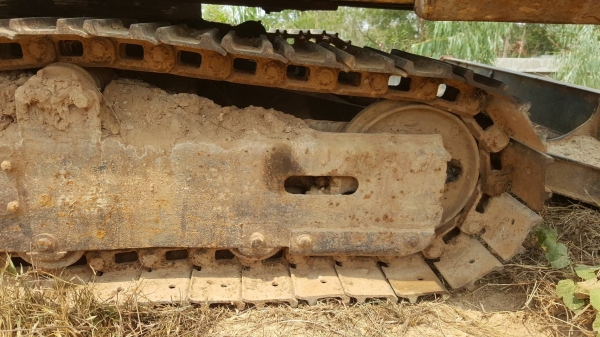 ขาย แบคโฮ KOMATSU PC30-6 เอกสารใบซื้อขาย เครื่องดี ปั้มเฟือง ช่วงล่าง 70\% ราคาต่อรองได้ครับ