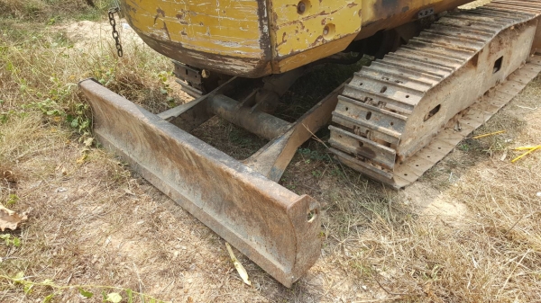 ขาย แบคโฮ KOMATSU PC30-6 เอกสารใบซื้อขาย เครื่องดี ปั้มเฟือง ช่วงล่าง 70\% ราคาต่อรองได้ครับ