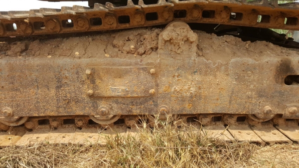 ขาย แบคโฮ KOMATSU PC30-6 เอกสารใบซื้อขาย เครื่องดี ปั้มเฟือง ช่วงล่าง 70\% ราคาต่อรองได้ครับ