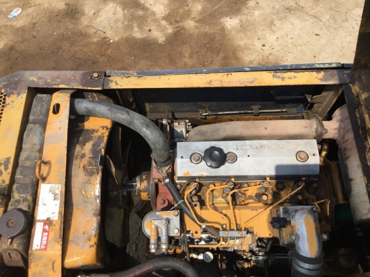 Komatsu PC60-3 เครื่องปั้มดี เอวแน่น ช่วงล่างดี ราคาเบาๆ Komatsu PC60-3 เครื่องปั้มดี เอวแน่น ช่วงล่างดี ราคาเบาๆ