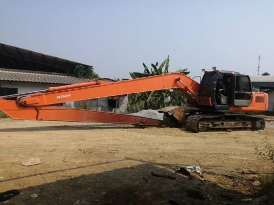 ขายด่วน!! Hitachi  ZX-1 ไมล์ ชม. 9,000 สภาพสวยมากค่ะ