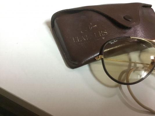 ขายแว่น Ray Ban outdoorsman Leather usa. ขายแว่น Ray Ban outdoorsman Leather usa.