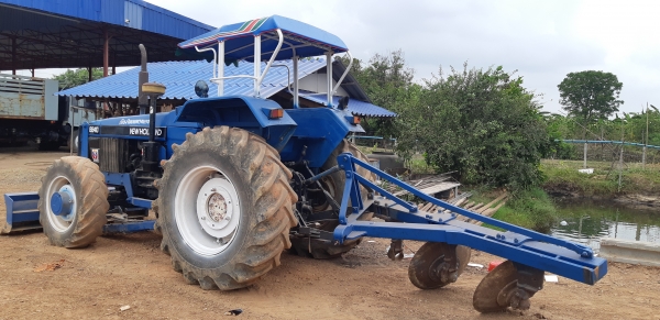 ขายรถไถ6640นิวฮอลแลน ขายรถไถ6640นิวฮอลแลน