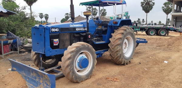 ขายรถไถ6640นิวฮอลแลน ขายรถไถ6640นิวฮอลแลน