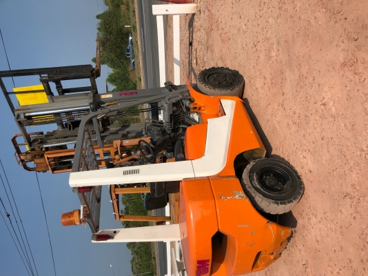 Tcm โฟคลิฟท์ 3ตัน เกียร์ออโต้ Tcm โฟคลิฟท์ 3ตัน เกียร์ออโต้