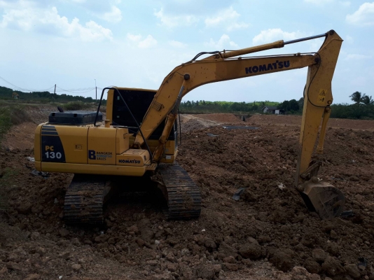 ขายแบคโฮKOMATSU PC130-8 ไฟเต็มโซ่กับปุ้งกี๋เพิ่งเปลี่ยนมาใหม่ชั่วโมงล่า7620 เอกสารแจ้งจำหน่ายราคา1,4