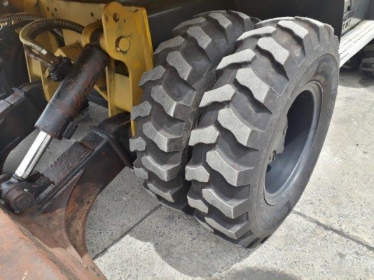 รถขุดล้อยาง PW130ES-6K มีลายหัวเจาะ มือสองยุโรป