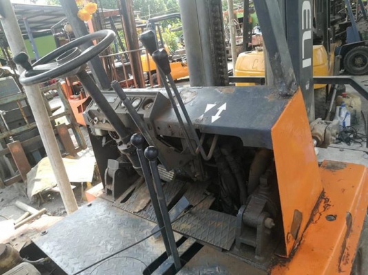 ขายรถฟอร์คลิฟต์ 3.5 ตัน ดีเซล