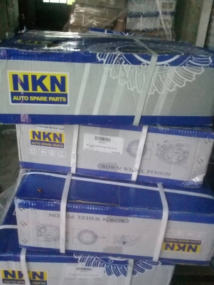 ขายจานบายศรีเดือยหมู9500บาทโทร0643130366