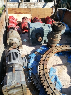 ขายเหมา มอเตอร์เกียร์ยูโรป เกียร์ทด เฟืองเอว ทาวเวอร์เครน ตุ๊กตา