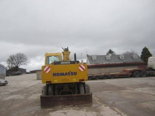 ถึงไทยเร็วๆนี้ PW130ES-6K ปี 2002 สนใจสอบถาม 092-929-9942 ธีรเทพ (แบงค์)