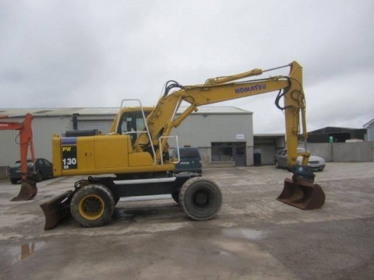 ถึงไทยเร็วๆนี้ PW130ES-6K ปี 2002 สนใจสอบถาม 092-929-9942 ธีรเทพ (แบงค์)