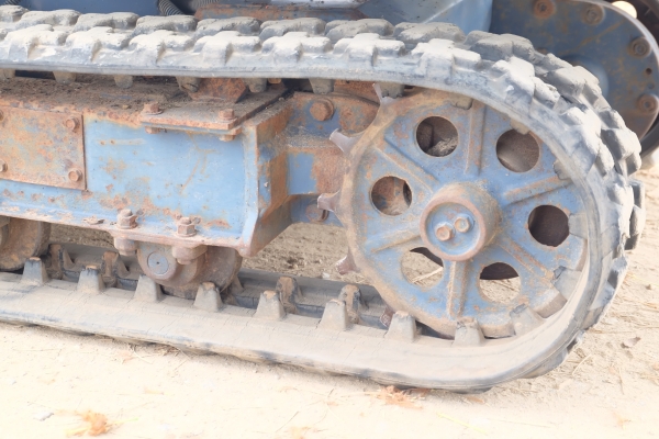 รถขุดเล็ก kubota kh-012 (ขึ้นรถกระบะได้) เก่าญี่ปุ่นไม่เคยใช้ในไทย โทร 086-1602189