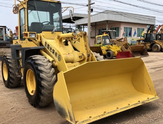 ขายรถตักล้อยาง KOMATSU WA100-3E นำเข้าเองจากญี่ปุ่น สภาพสวยพร้อมใช้