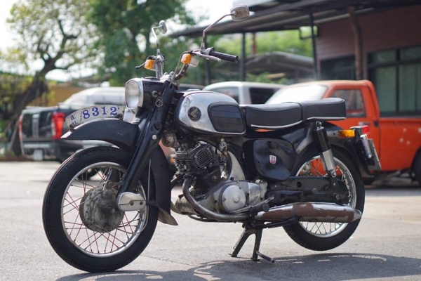 ร้าน วุฒิ นนบุรี ขาย HONDA C92 รถสภาพสวยเดิมๆเครื่องดีทะเบียนโอน ร้าน วุฒิ นนบุรี ขาย HONDA C92 รถสภาพสวยเดิมๆเครื่องดีทะเบียนโอน