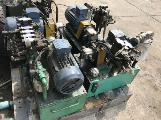 ( เหลือ 1 ชุดครับ )ขายชุดปั๊มน้ำมันไฮโดรลิค ขนาด 3HP. 380V พร้อมวาล์วคอนโทรล 110vac สภาพสวย อุปกรณ์ครบ พร้อมใช้งาน มี 10ชุดราคา 12,500 บาท